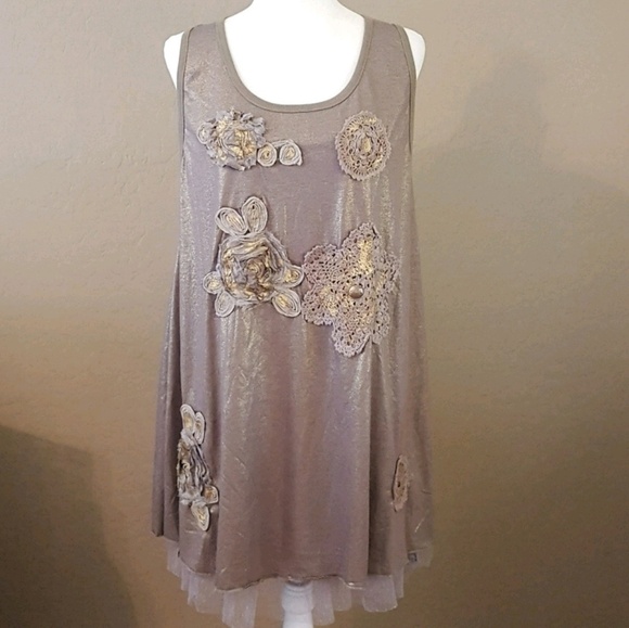John Fashion Mocha Embroidered Appliqué and Iridescent Gold Dress‎ - Picture 2 of 9